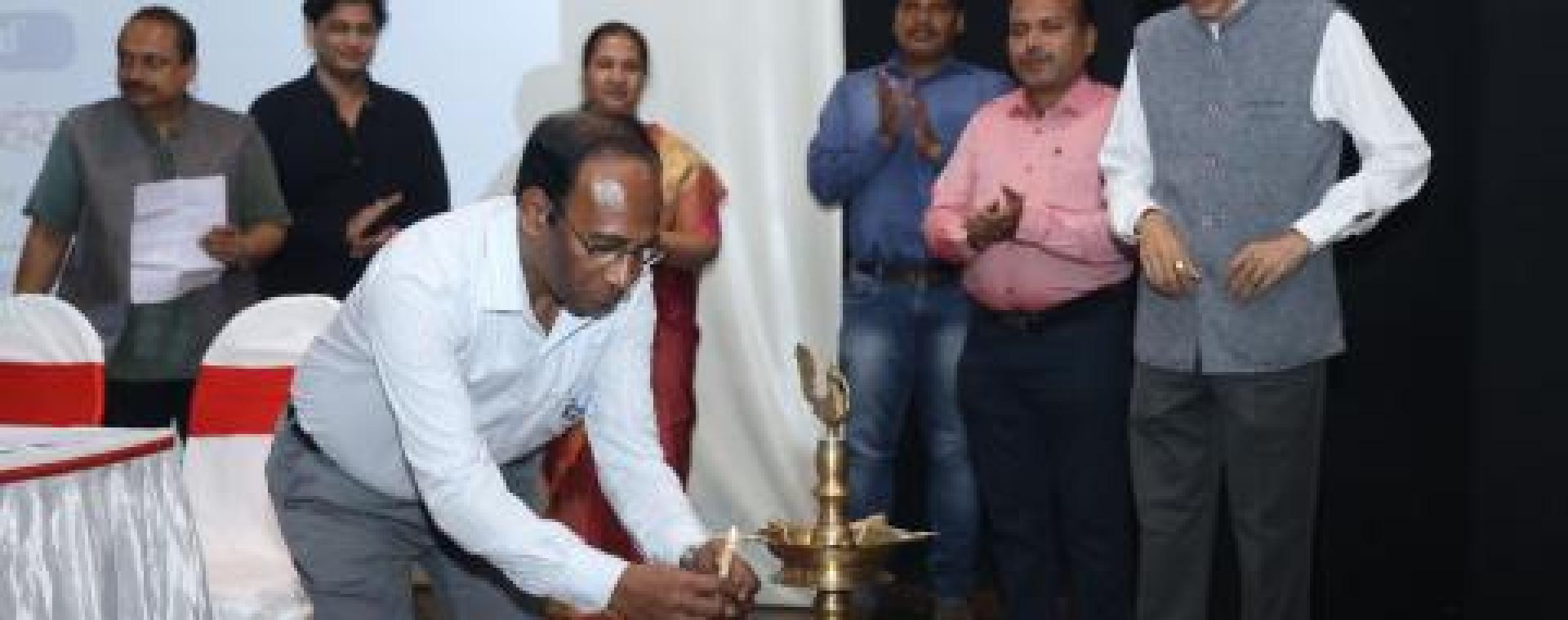 Pustak Charcha
