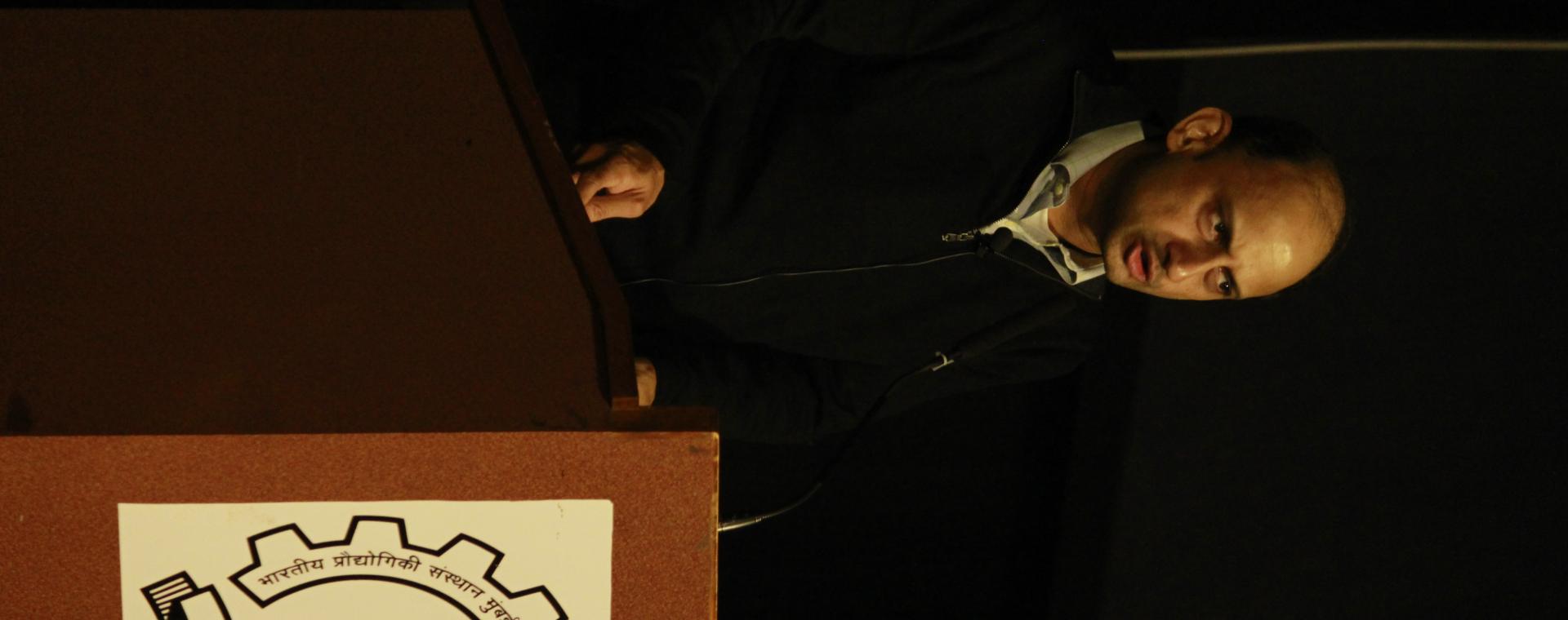 Viral Acharya.JPG