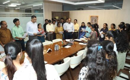 Mr. Akhouri Ashutosh Sinha, Assistant Registrar (HRM)-II, Administration SectionMr. Akhouri Ashutosh Sinha, Assistant Registrar (HRM)-II, Administration Section, IIT Bombay administering the pledge in Hindi