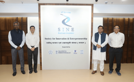 Union MoS for Education &amp; DoNER Dr. Sukanta Majumdar visits IIT Bombay